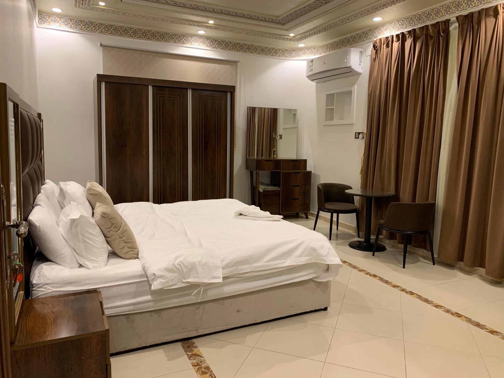 Friday Suites อาลูลา ภายนอก รูปภาพ