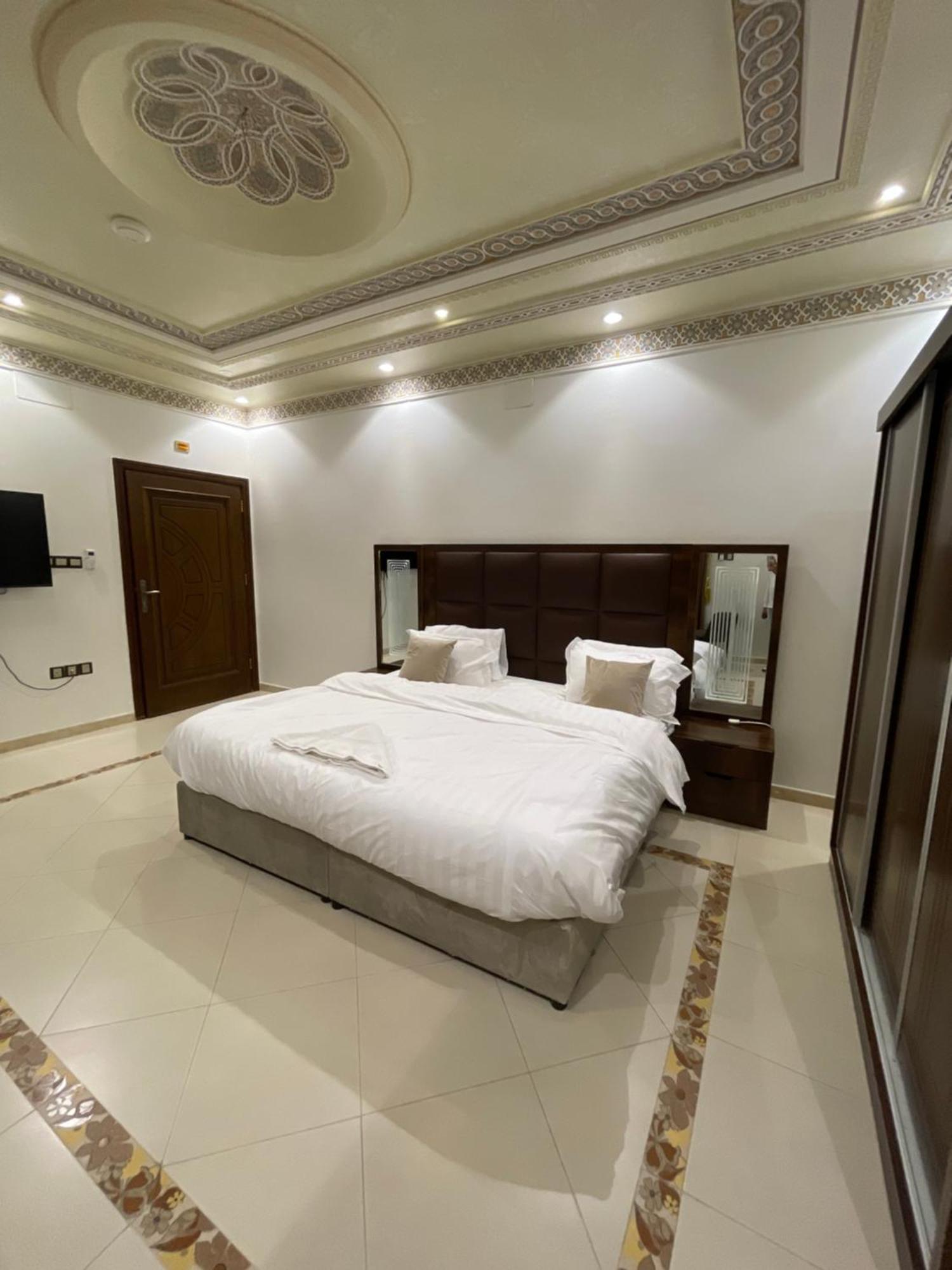 Friday Suites อาลูลา ภายนอก รูปภาพ