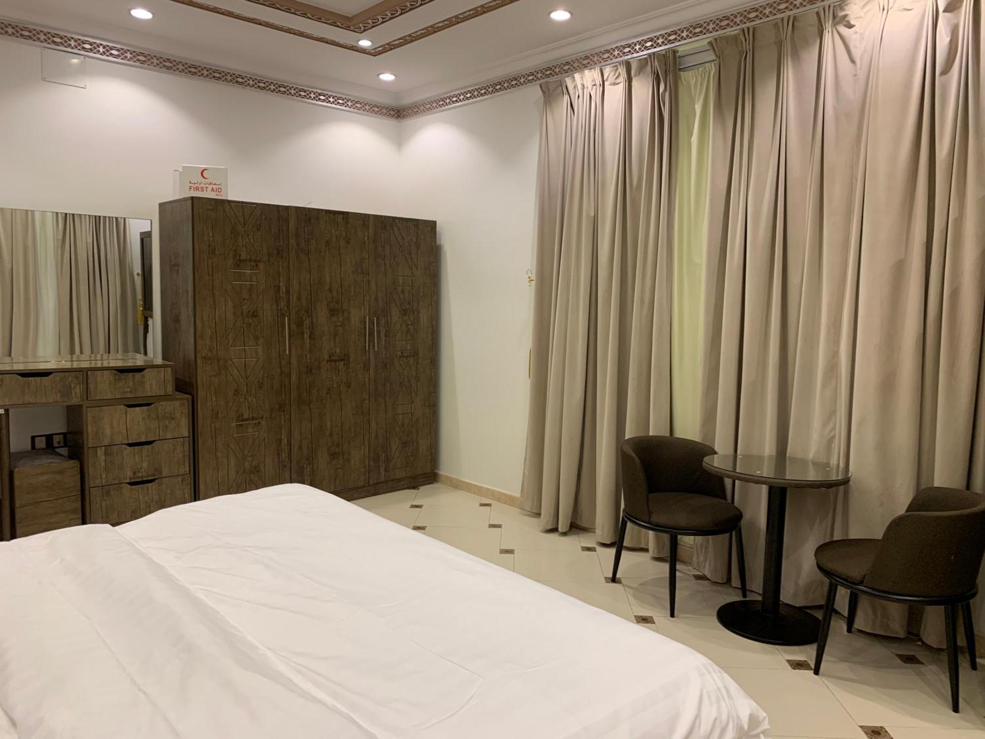 Friday Suites อาลูลา ภายนอก รูปภาพ