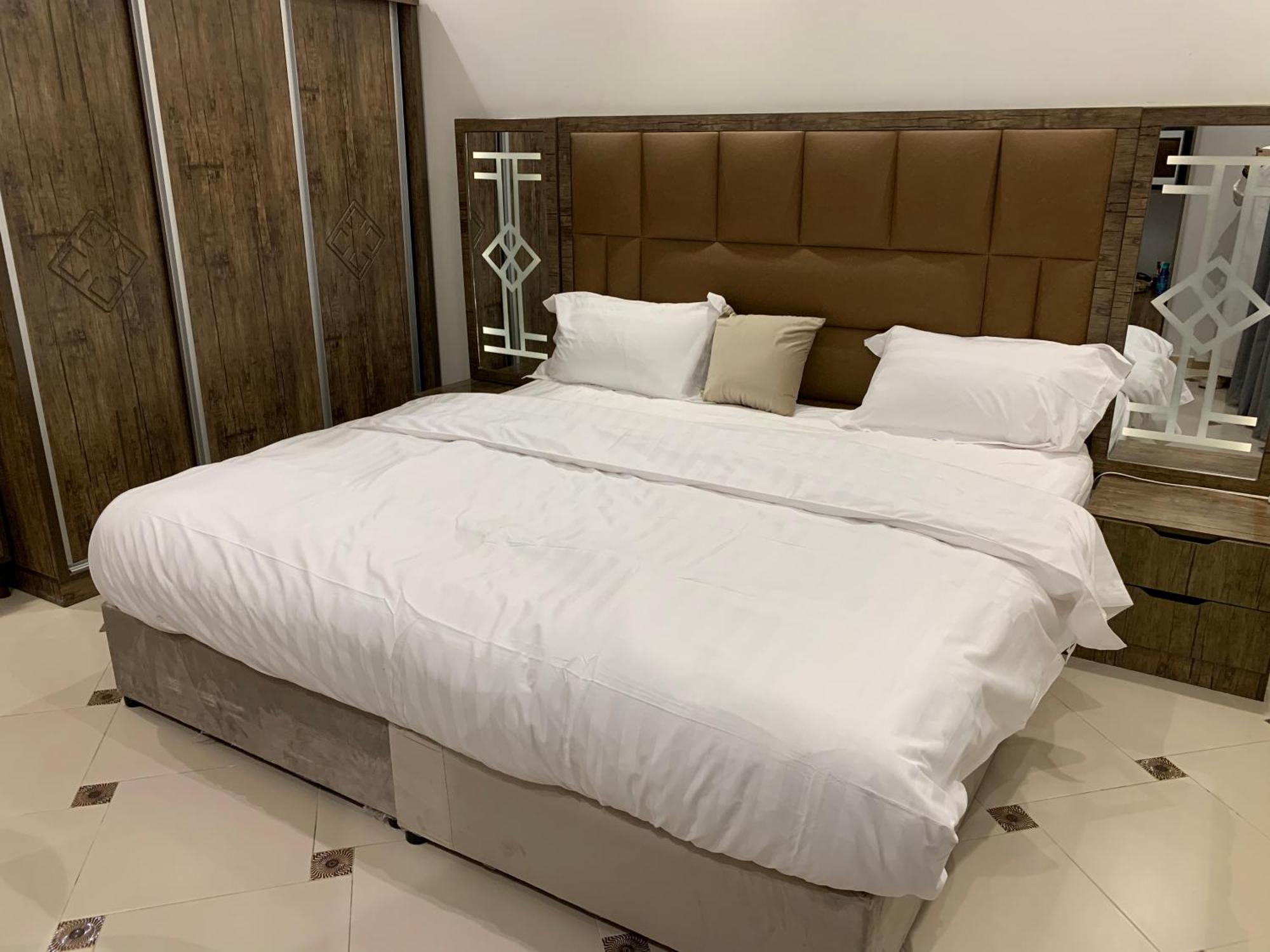 Friday Suites อาลูลา ภายนอก รูปภาพ