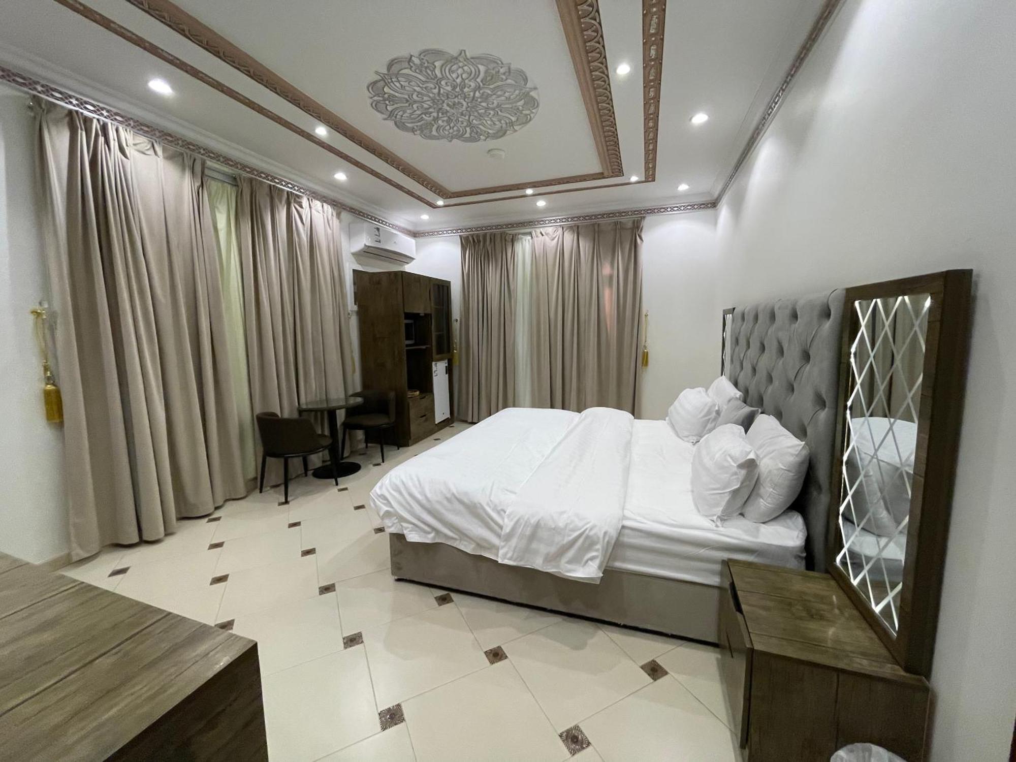 Friday Suites อาลูลา ภายนอก รูปภาพ
