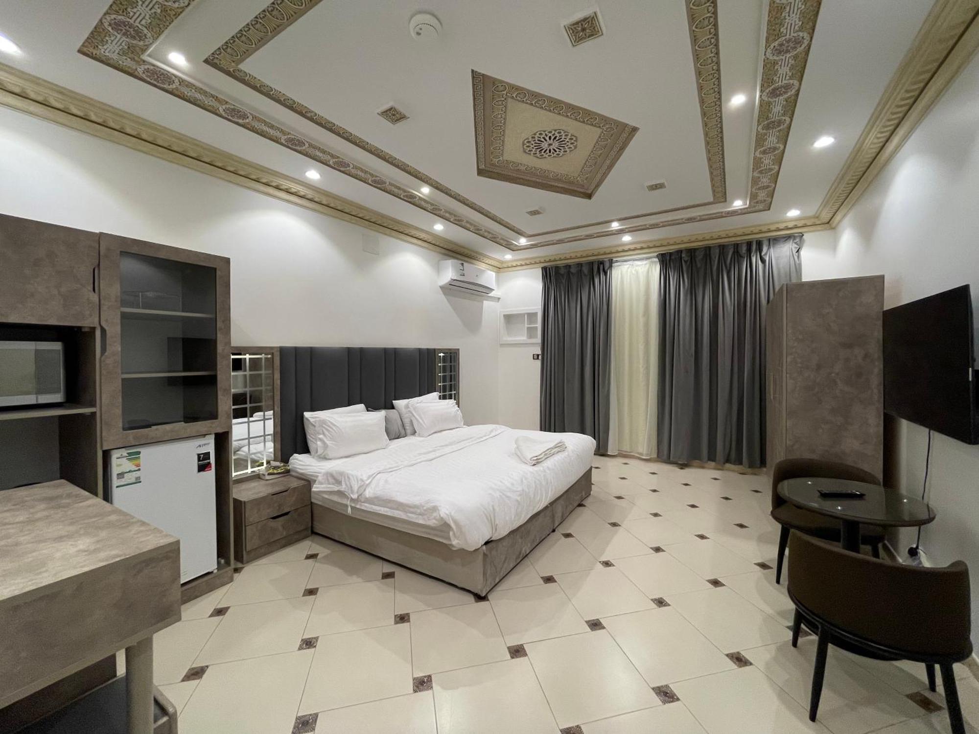 Friday Suites อาลูลา ภายนอก รูปภาพ