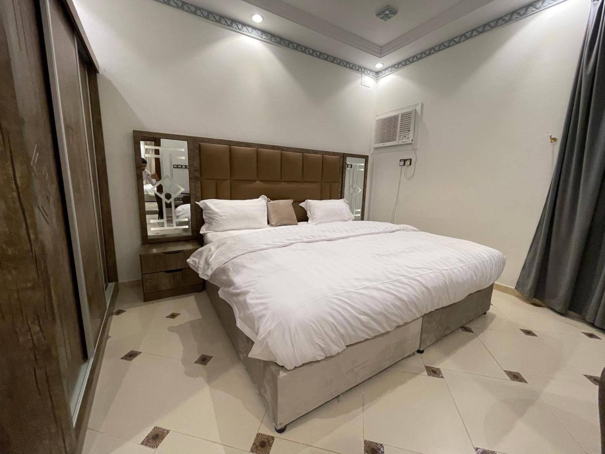 Friday Suites อาลูลา ภายนอก รูปภาพ