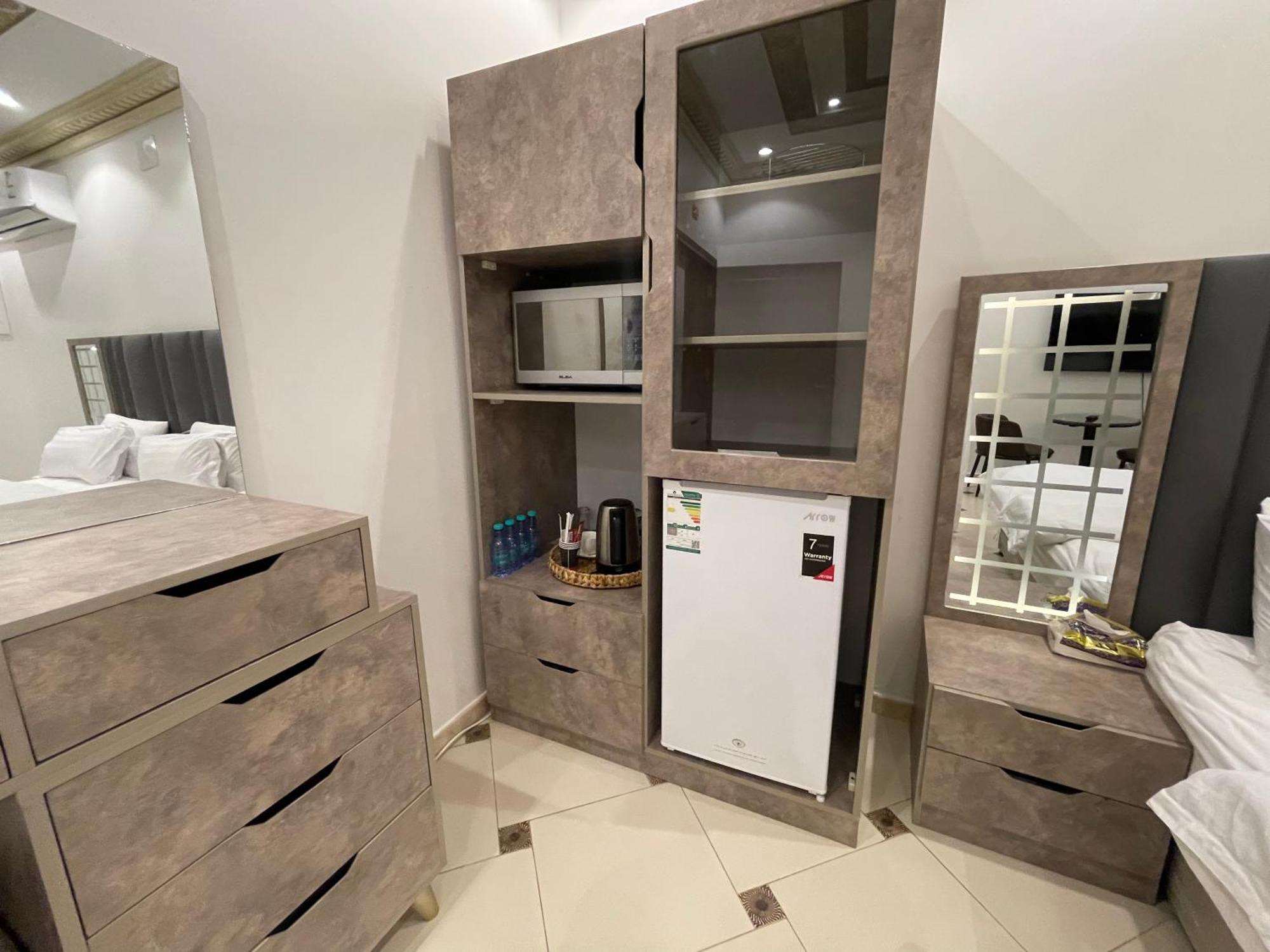 Friday Suites อาลูลา ภายนอก รูปภาพ