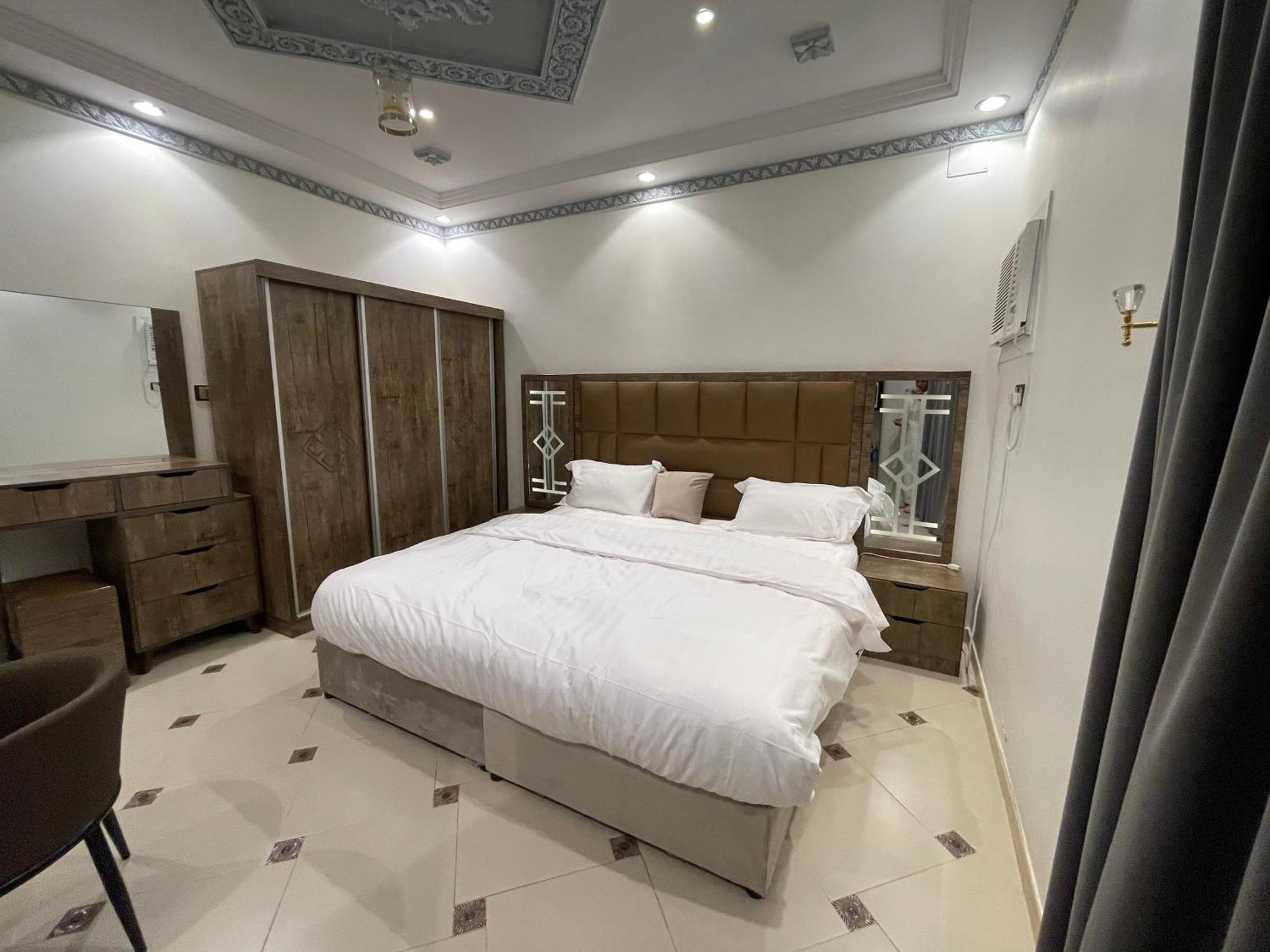Friday Suites อาลูลา ภายนอก รูปภาพ