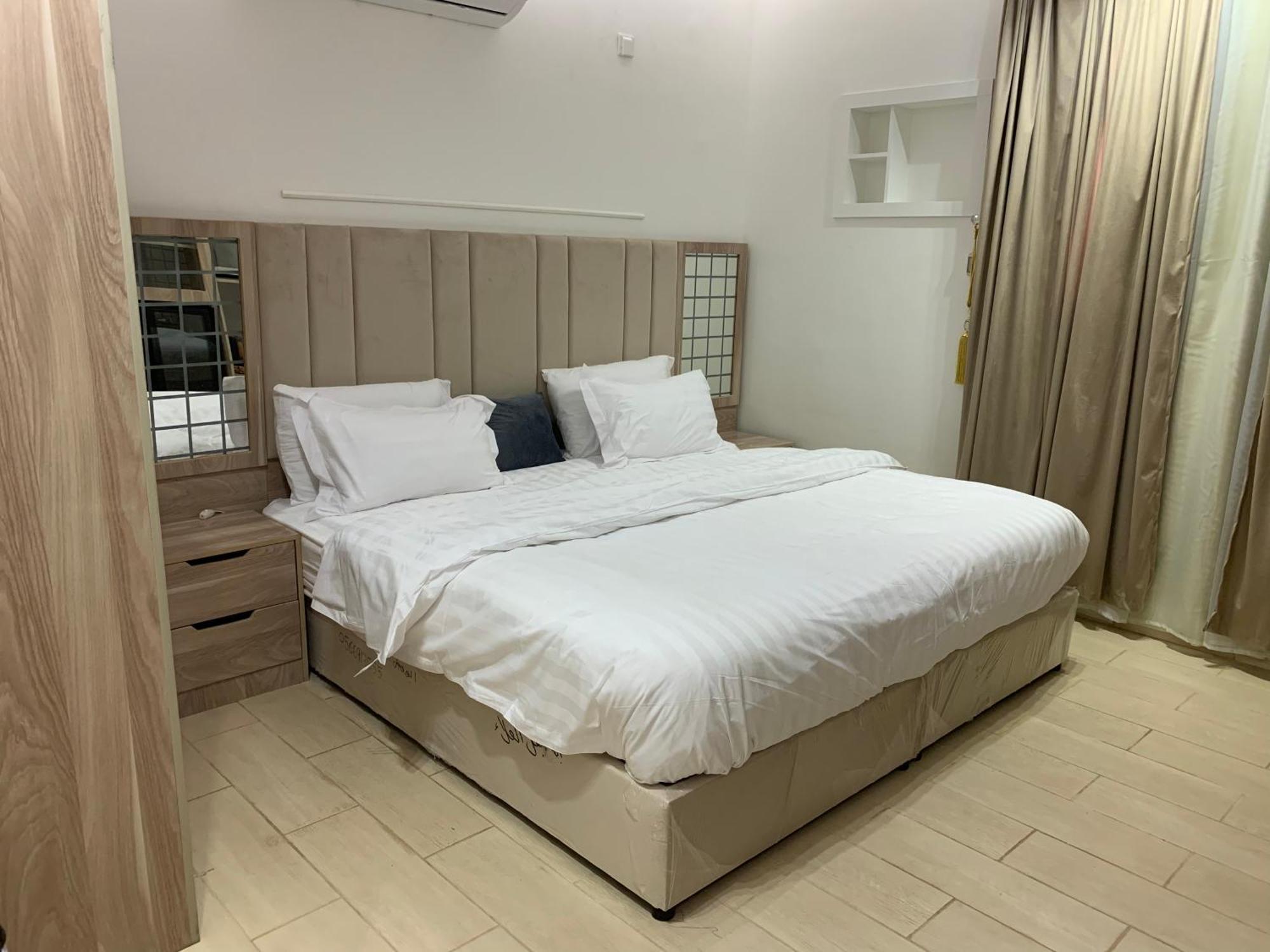 Friday Suites อาลูลา ภายนอก รูปภาพ