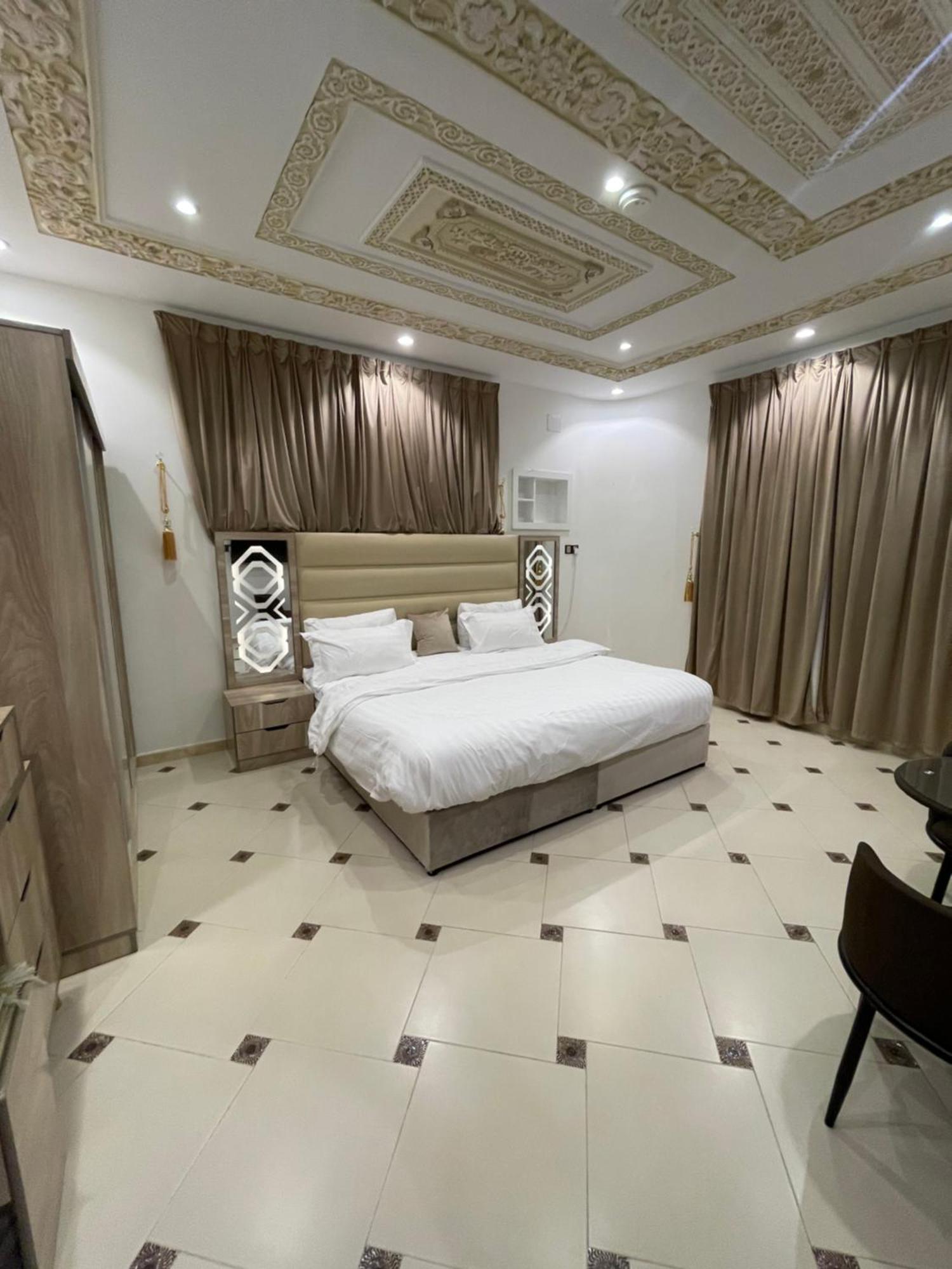 Friday Suites อาลูลา ภายนอก รูปภาพ