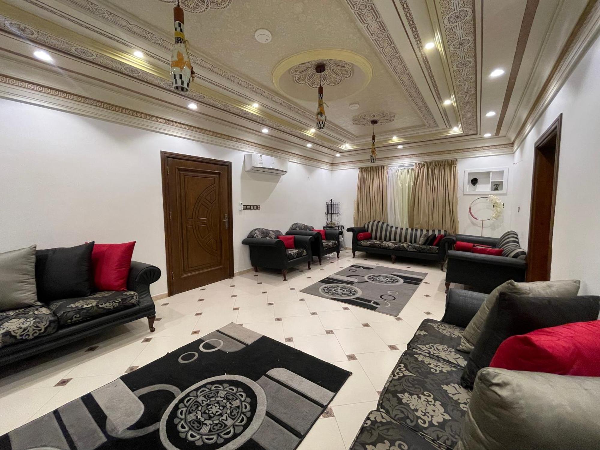 Friday Suites อาลูลา ภายนอก รูปภาพ